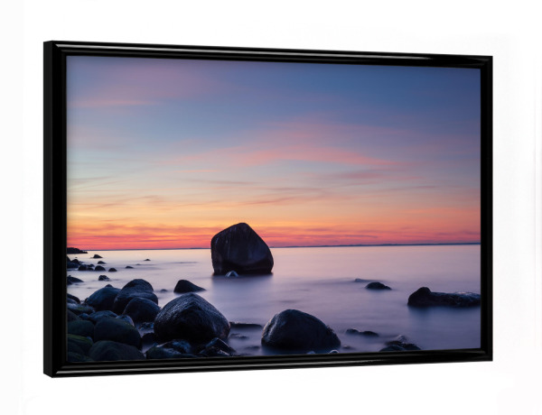 Poster mit schwarzem Rahmen "Baltic Sunset" artboxONE - Natur - Sonnenuntergang,Langzeitbelichtung,Felsen,Ostsee,Meer