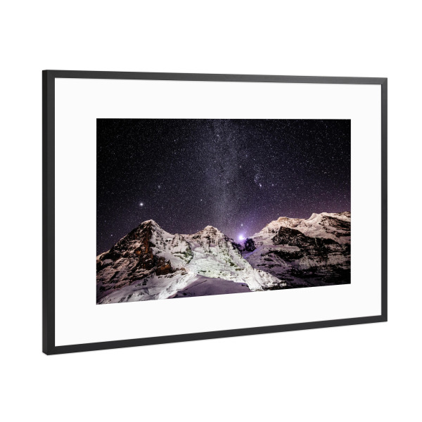 Poster mit Rahmen Schwarz (Metallic) "Eiger Mönch and Jungfrau at night" artboxONE - Galaxy