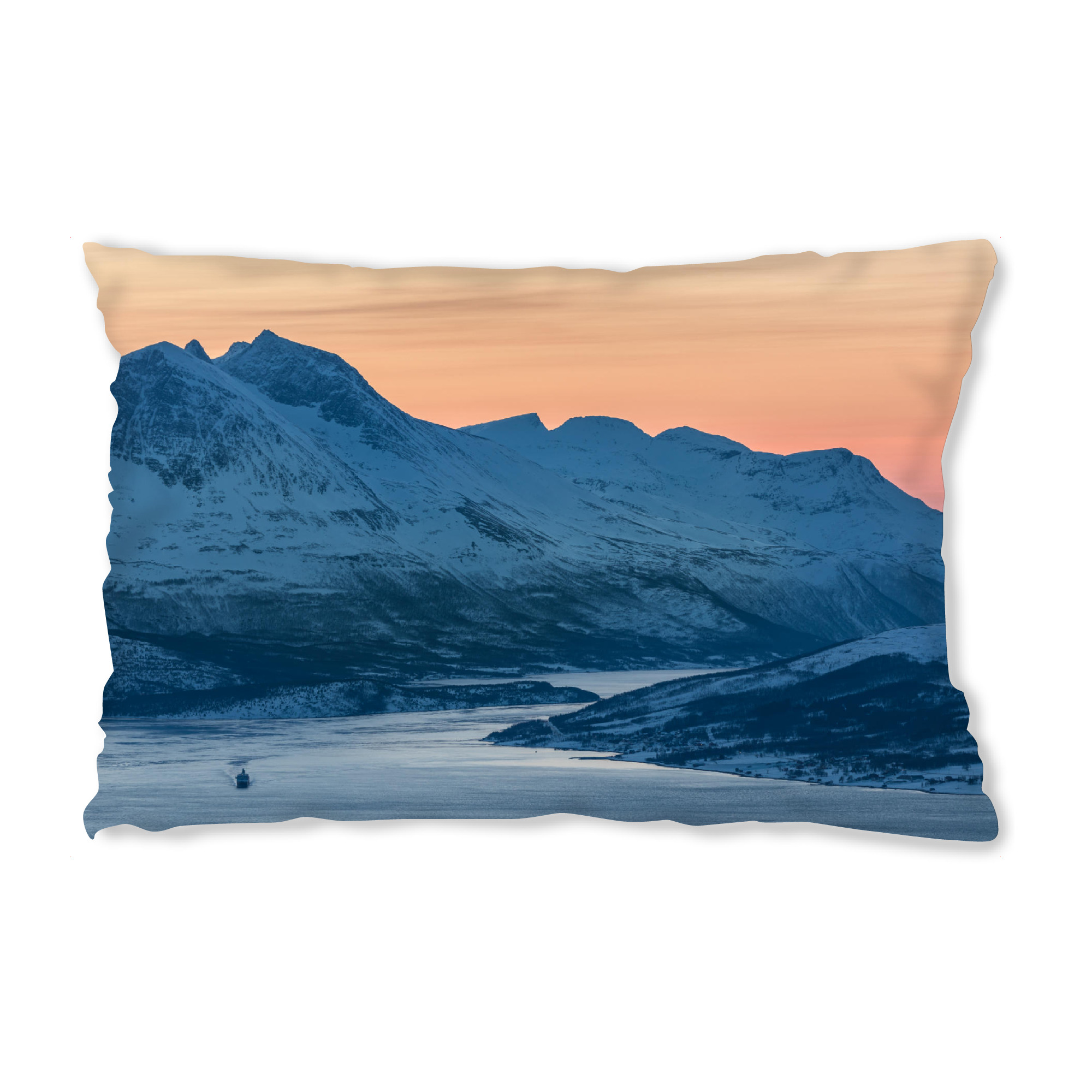 Design-Kissen "The Ship" artboxONE - Reise - Winter,Norwegen,Schiff - Bild winter
